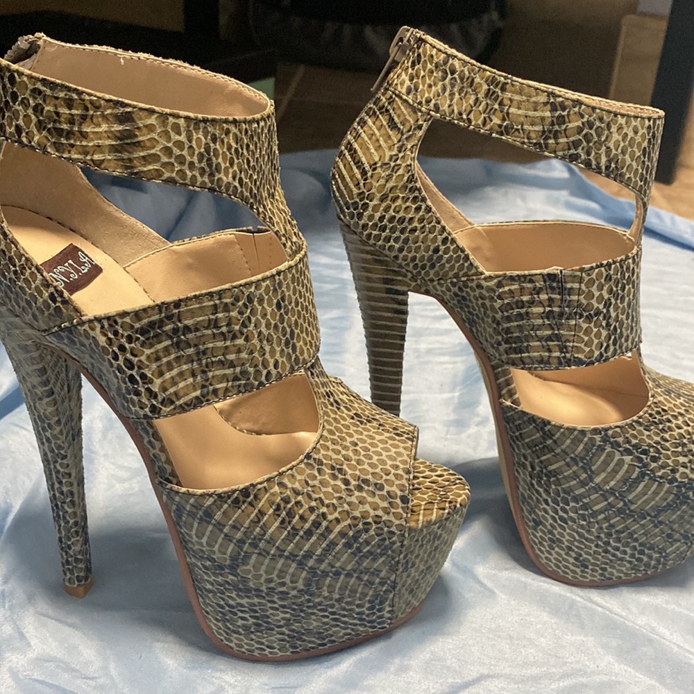 Heels!!
